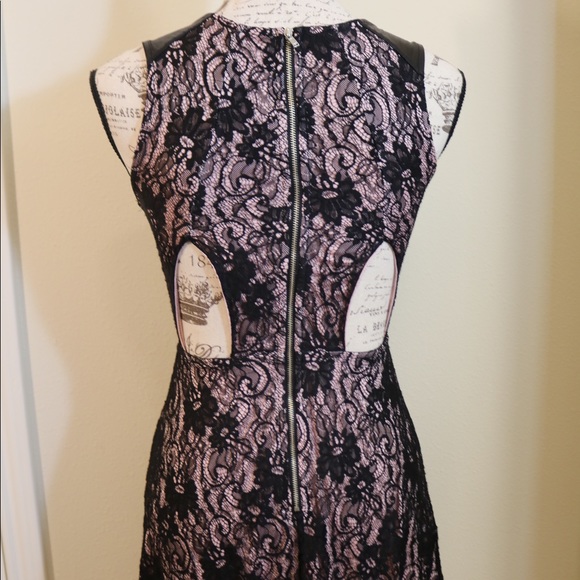 New vintage pink & black lace leather strap dress - Picture 6 of 8